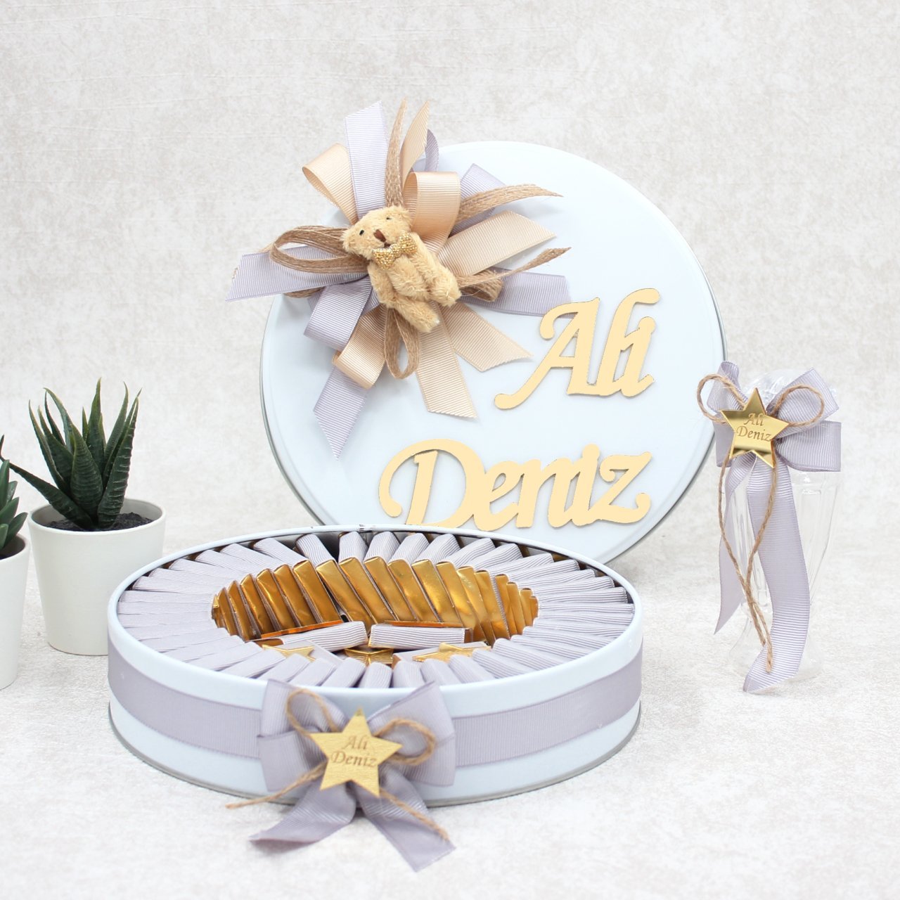 Ayıcık Temalı Metal Kutuda Erkek Bebek Çikolatası