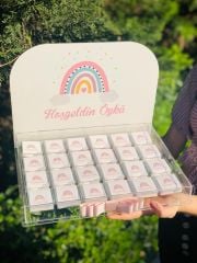 Gökkuşağı Temalı Pleksi Kutuda Kız  Bebek Çikolatası