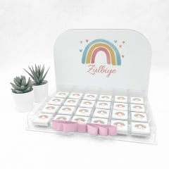 Gökkuşağı Temalı Pleksi Kutuda Kız  Bebek Çikolatası