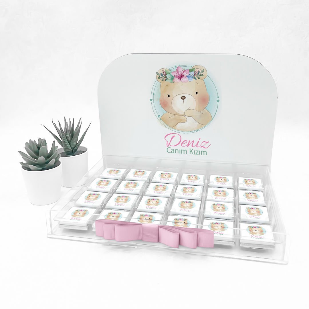 Ayıcık Temalı Pleksi Kutuda Kız  Bebek Çikolası