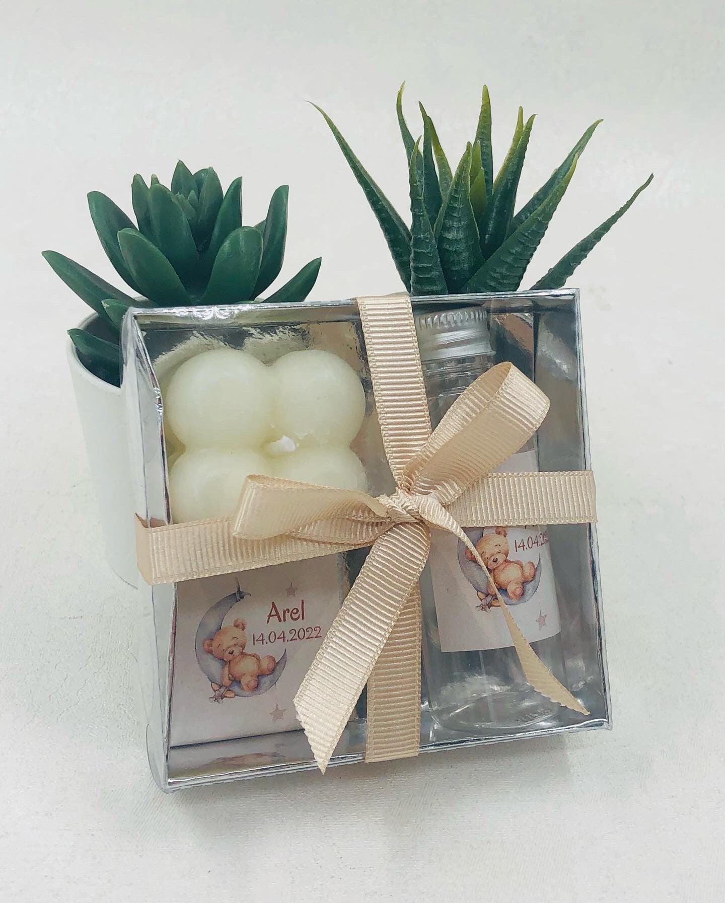 Ayıcık Temalı Kutuda Mini Cam Kolonya, Çikolata ve Mum