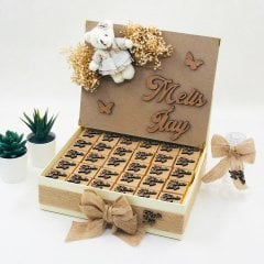 Ayıcık Temalı Standlı Kutuda Kız Bebek Çikolatası