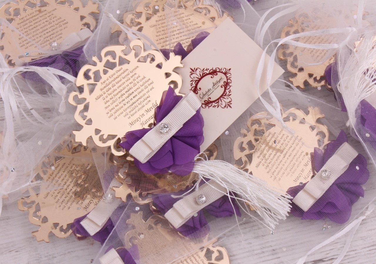 Dualı Aynalı Kız Bebek Magneti