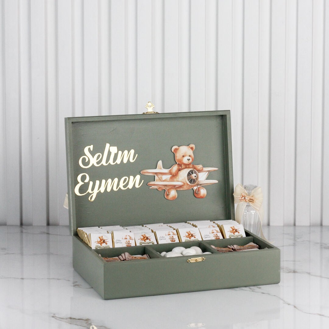 Ayıcık Temalı Ahşap Kutuda Erkek Bebek Çikolatası