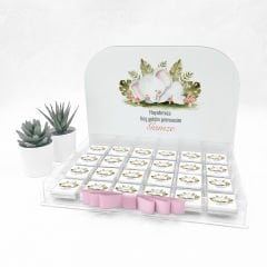 Fil Temalı Pleksi Kutuda Kız  Bebek Çikolatası