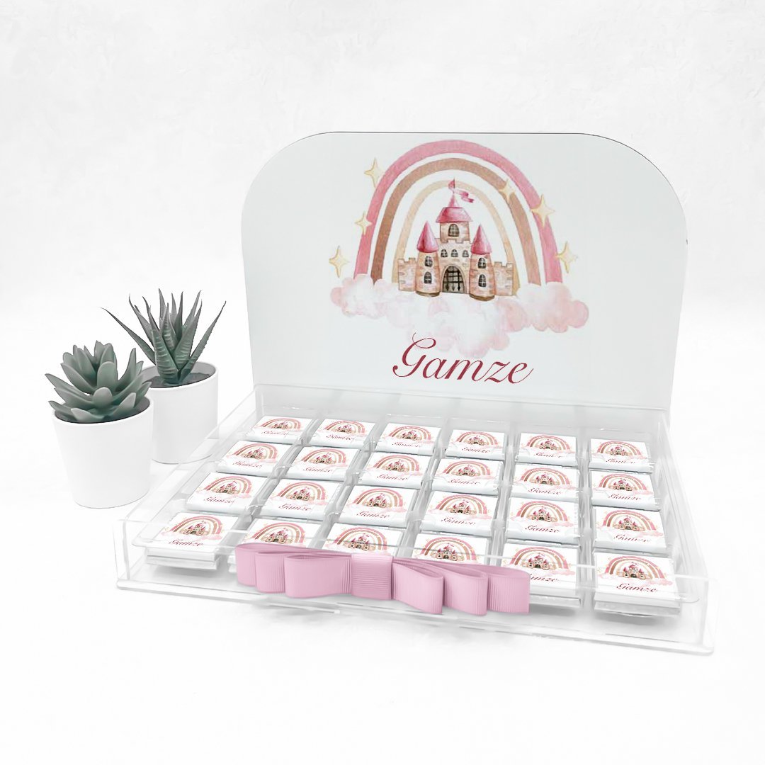 Gökkuşağı Temalı Pleksi Kutuda Kız  Bebek Çikolatası