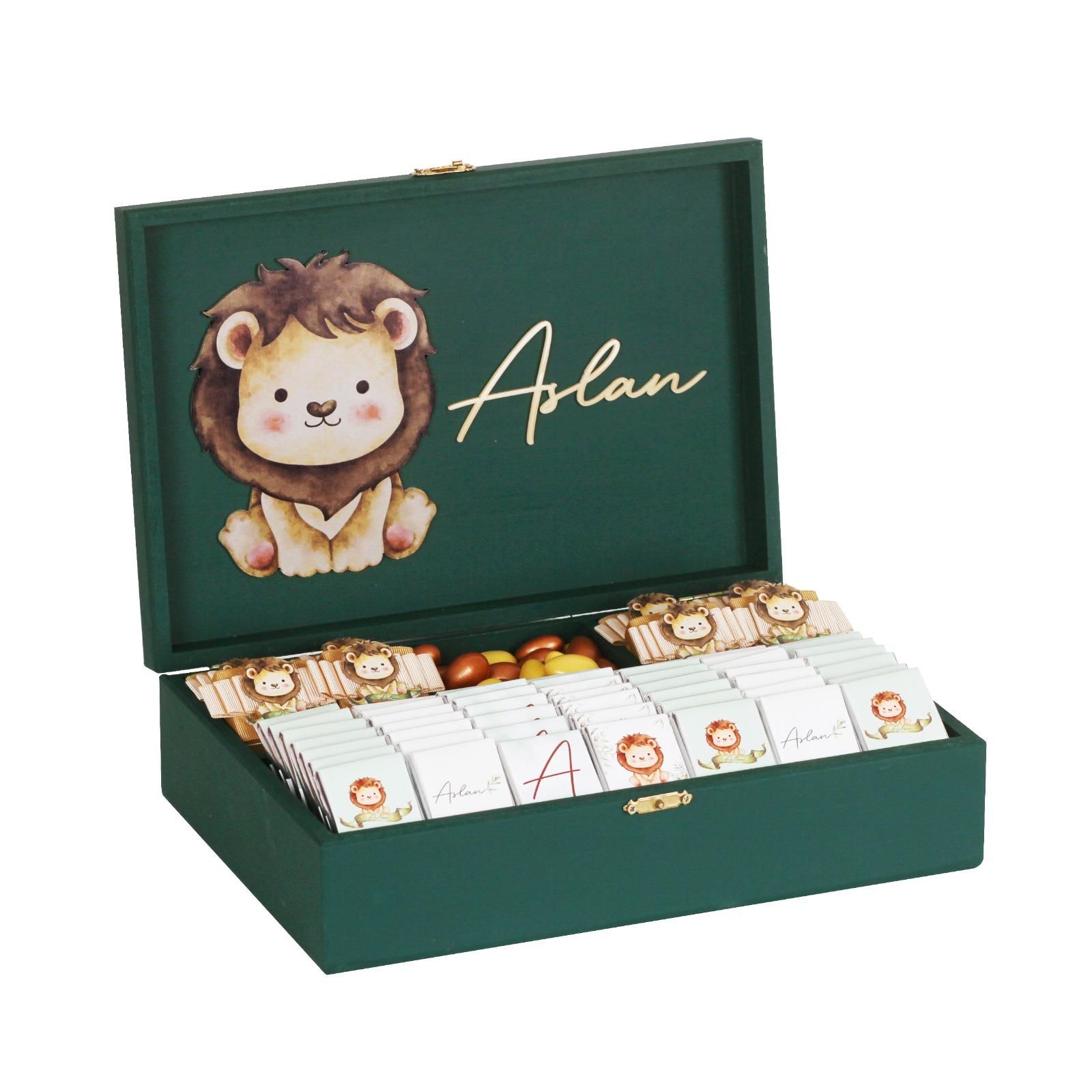 Aslan Temalı Ahşap Kutuda Erkek Bebek Çikolatası