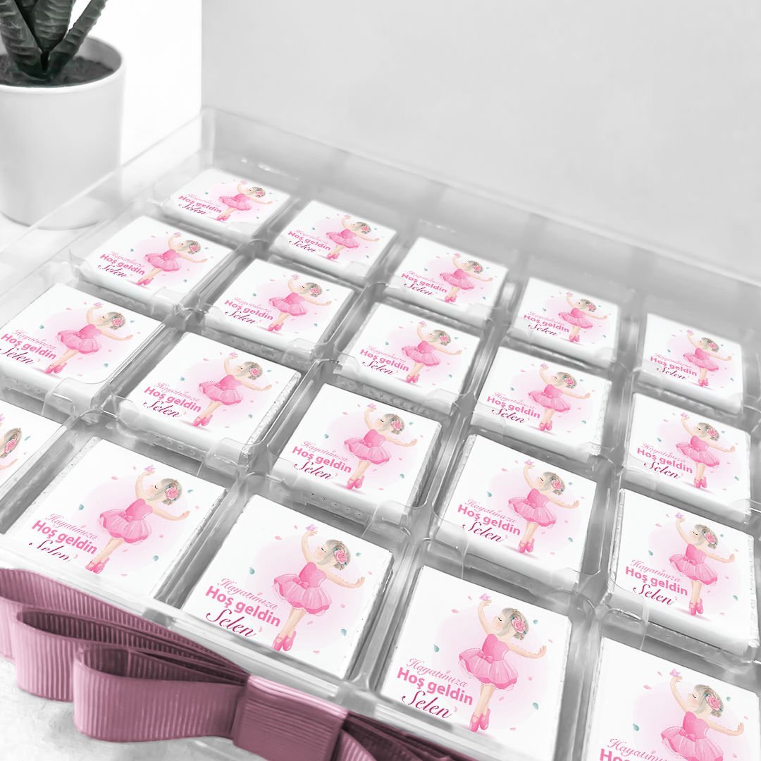 Balerin Temalı Pleksi Kutuda Kız  Bebek Çikolatası