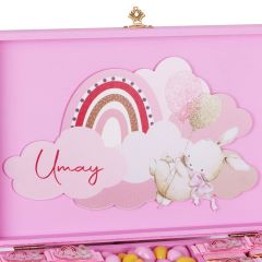 Fil Temalı Ahşap Kutuda Kız Bebek Çikolatası