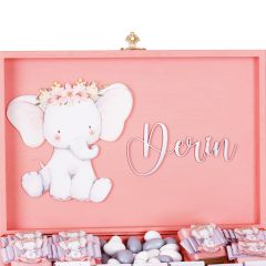 Fil Temalı Ahşap Kutuda Kız Bebek Çikolatası