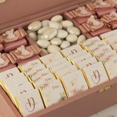 Tavşan Temalı Ahşap Kutuda Kız Bebek Çikolatası