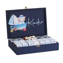 Deniz Temalı Ahşap Kutuda Erkek Bebek Çikolatası