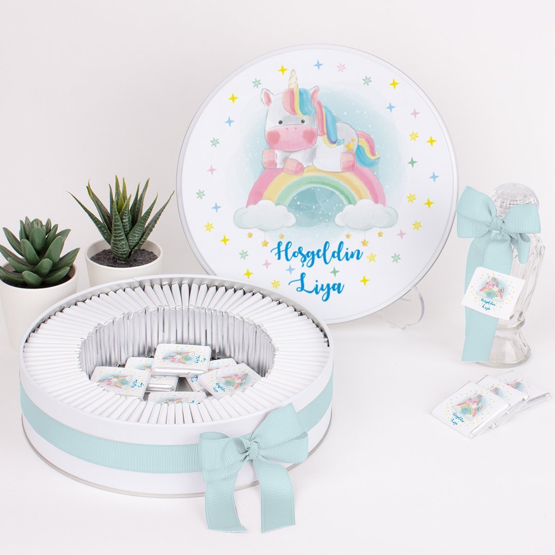 Unicorn Temalı Baskılı Metal Kutuda Kız Bebek Çikolatası