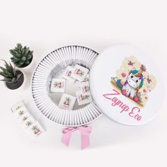 Unicorn Temalı Baskılı Metal Kutuda Kız Bebek Çikolatası