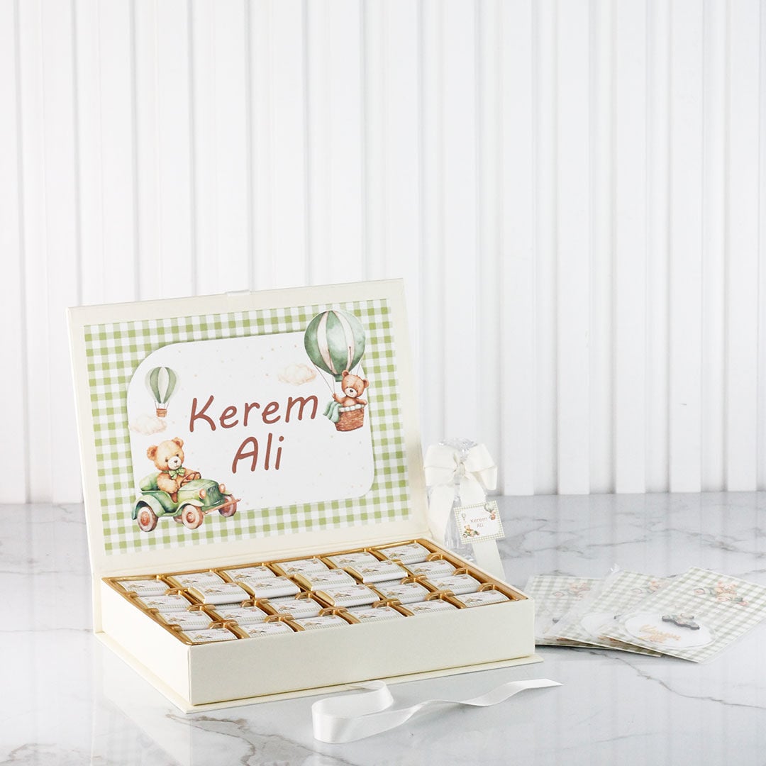 Ayıcık Temalı Dikdörtgen Kutuda Çikolata ve Kartlı Şeffaf Pleksi Magnet