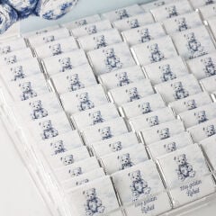 Ayıcık Temalı Pleksi Kutuda Erkek Bebek Çikolatası