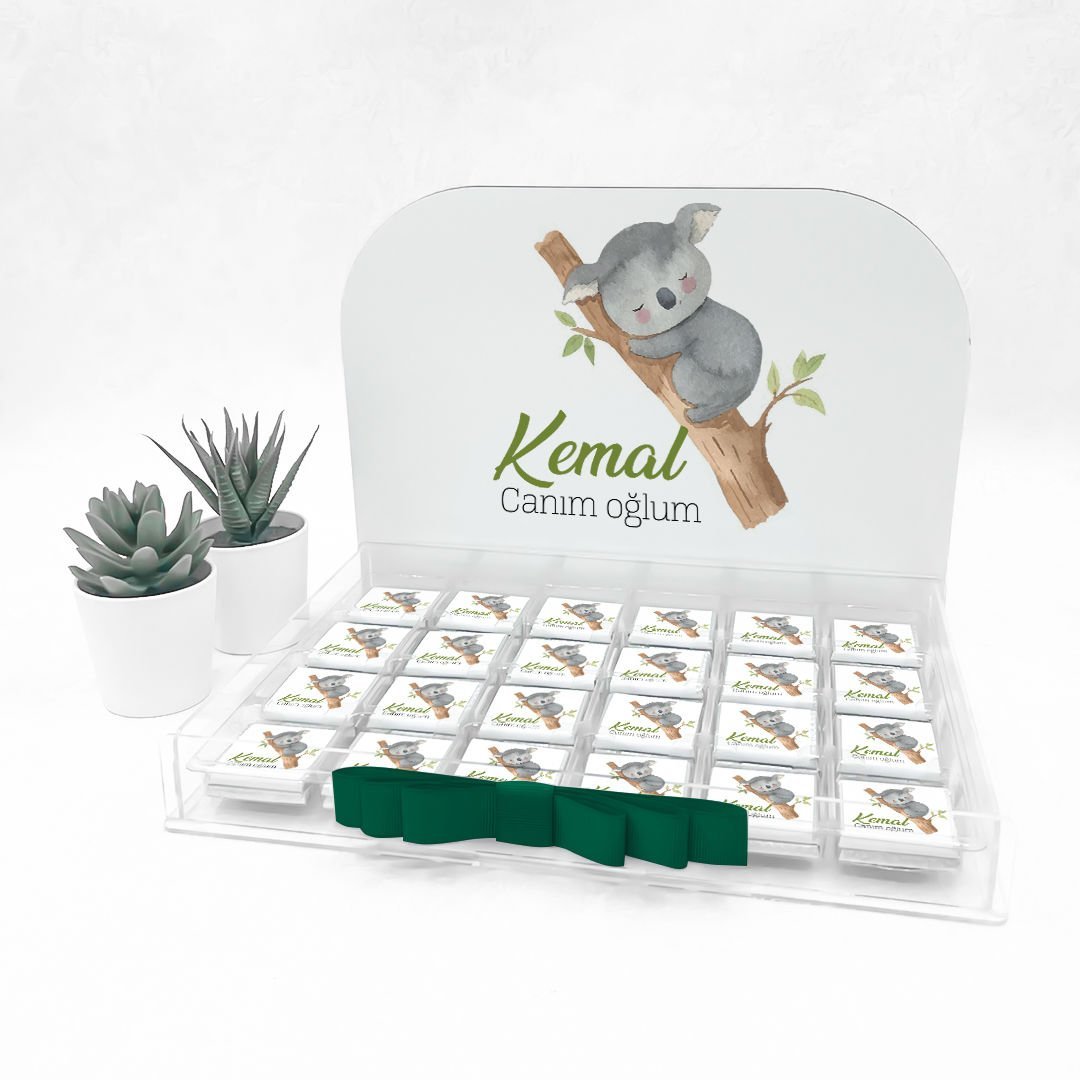 Koala Temalı Pleksi Kutuda Erkek  Bebek Çikolatası