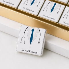 Karton Kutuda Doktor Çikolatası