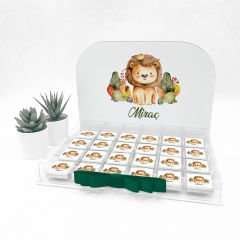 Aslan Temalı Pleksi Kutuda Erkek  Bebek Çikolatası