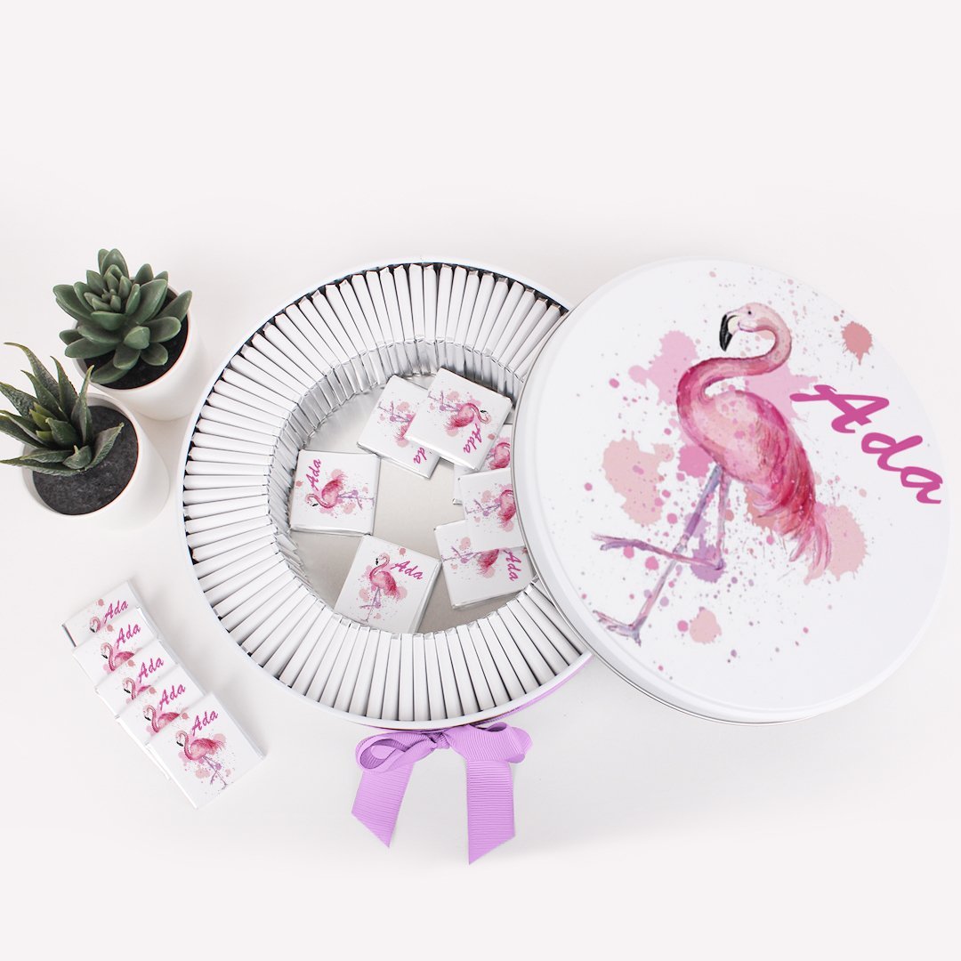 Flamingo Temalı Baskılı Metal Kutuda Kız Bebek Çikolatası