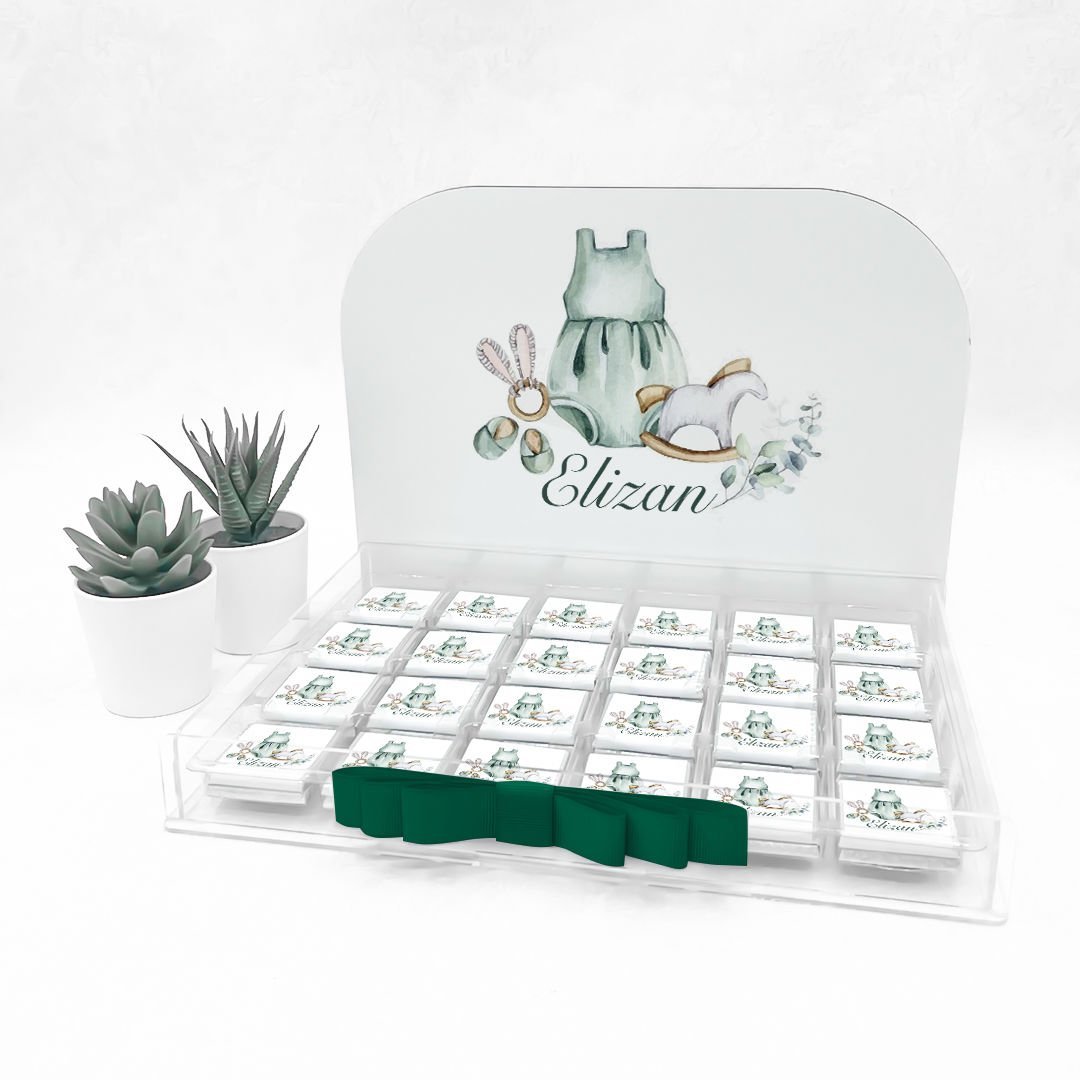 Çiçek Temalı Pleksi Kutuda Kız Bebek Çikolatası