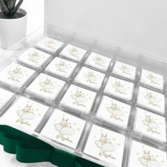 Tavşan Temalı Pleksi Kutuda Kız Bebek Çikolatası