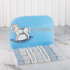 Atlıkarınca Temalı Pleksi Kutuda Erkek Bebek Çikolatası