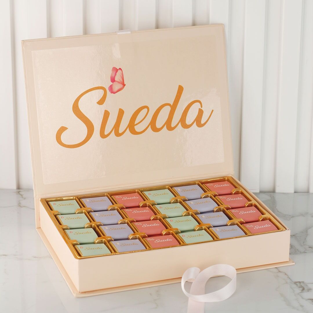 Kelebek Temalı Dikdörtgen Kutuda Kız Bebek Çikolatası