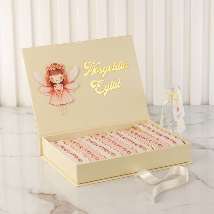 Peri Kızı Temalı Dikdörtgen Kutuda Kız Bebek Çikolatası