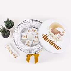 Ceylan Temalı Baskılı Metal Kutuda Kız Bebek Çikolatası