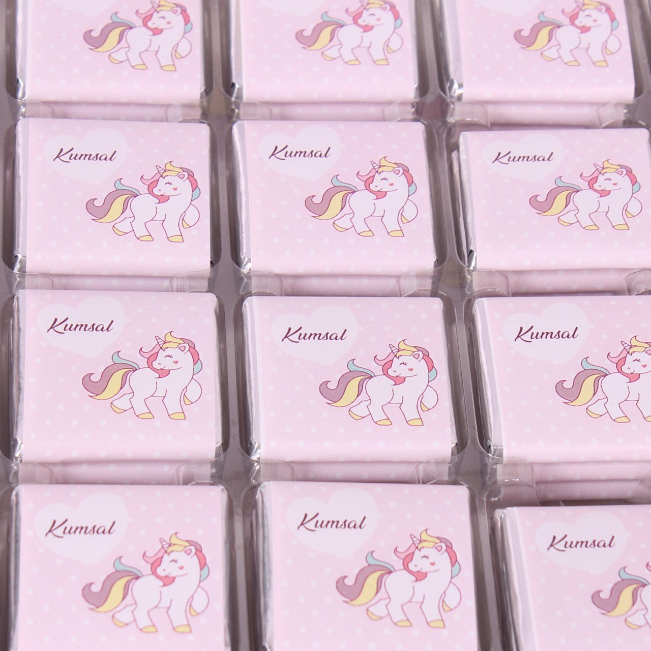 Unicorn Temalı Karton Kutuda Kız Bebek Çikolatası