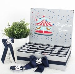 Atlı Karınca  Temalı Standlı Kutuda Erkek Bebek Çikolatası