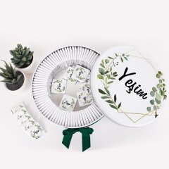 Çiçek Temalı Baskılı Metal Kutuda Kız Bebek Çikolatası