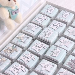 Ayıcık Temalı Karton Kutuda Erkek Bebek Çikolatası