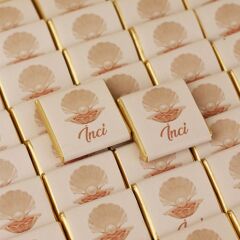 İnci Temalı Dikdörtgen Kutuda Kız Bebek Çikolatası