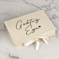 Ayıcık Temalı Dikdörtgen Kutuda Erkek Bebek Çikolatası