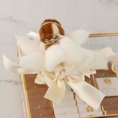 Peri Kızı Detaylı Cam Kutuda Kız Bebek Çikolatası