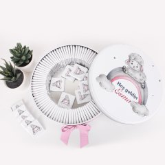 Kuzu Temalı Baskılı Metal Kutuda Kız Bebek Çikolatası