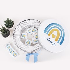 Gökkuşağı Temalı Baskılı Metal Kutuda Erkek Bebek Çikolatası