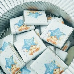 Ayıcık Temalı Baskılı Metal Kutuda Erkek Bebek Çikolatası