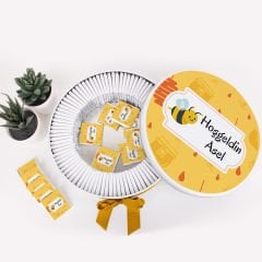 Arı Temalı Baskılı Metal Kutuda Kız Bebek Çikolatası