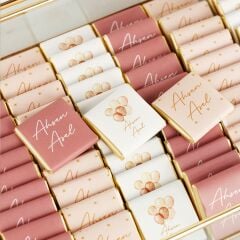 Peri Kızı Detaylı Cam Kutuda Kız Bebek Çikolatası