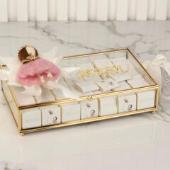 Peri Kızı Detaylı Cam Kutuda Kız Bebek Çikolatası