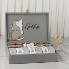 Kurt Temalı Ahşap Kutuda Erkek Bebek Çikolatası