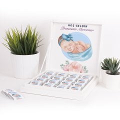 Bebek Temalı Karton Kutuda Kız Bebek Çikolatası