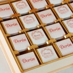 Çiçek Temalı Dikdörtgen Kutuda Kız Bebek Çikolatası