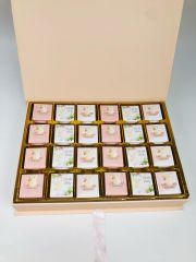 Tavşan Temalı Dikdörtgen Kutuda Kız Bebek Çikolatası