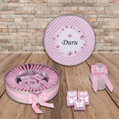 Kelebek Temalı Baskılı Metal Kutuda Kız Bebek Çikolatası