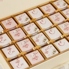 Tavşan Temalı Dikdörtgen Kutuda Kız Bebek Çikolatası