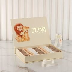 Aslan Temalı Dikdörtgen Kutuda Erkek Bebek Çikolatası